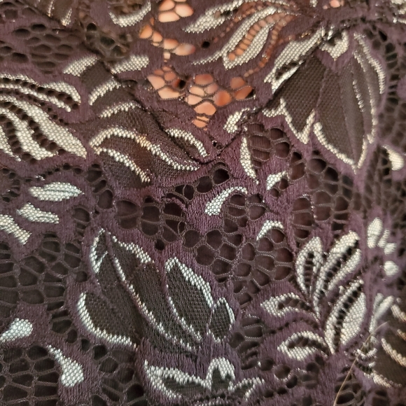 EUC Rufen sleeveless lace top szL - Picture 4 of 7